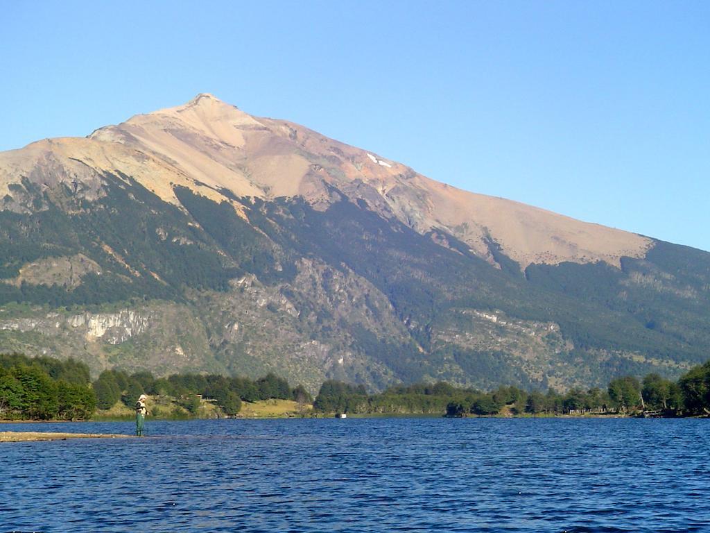Lodge De Montana Lago Monreal エル・ブランコ エクステリア 写真
