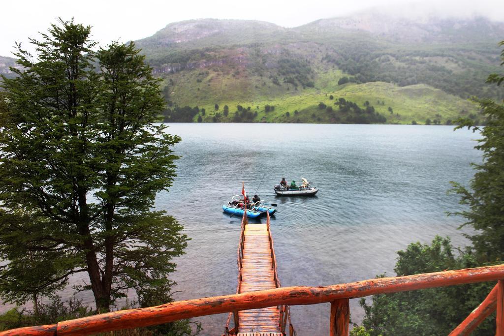 Lodge De Montana Lago Monreal エル・ブランコ エクステリア 写真